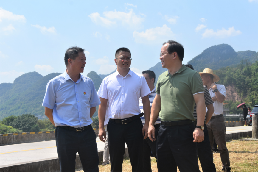 136浸潭镇“调研”：浸潭简讯（136）区委书记刘建俊一行到浸潭镇龙须带水库_2