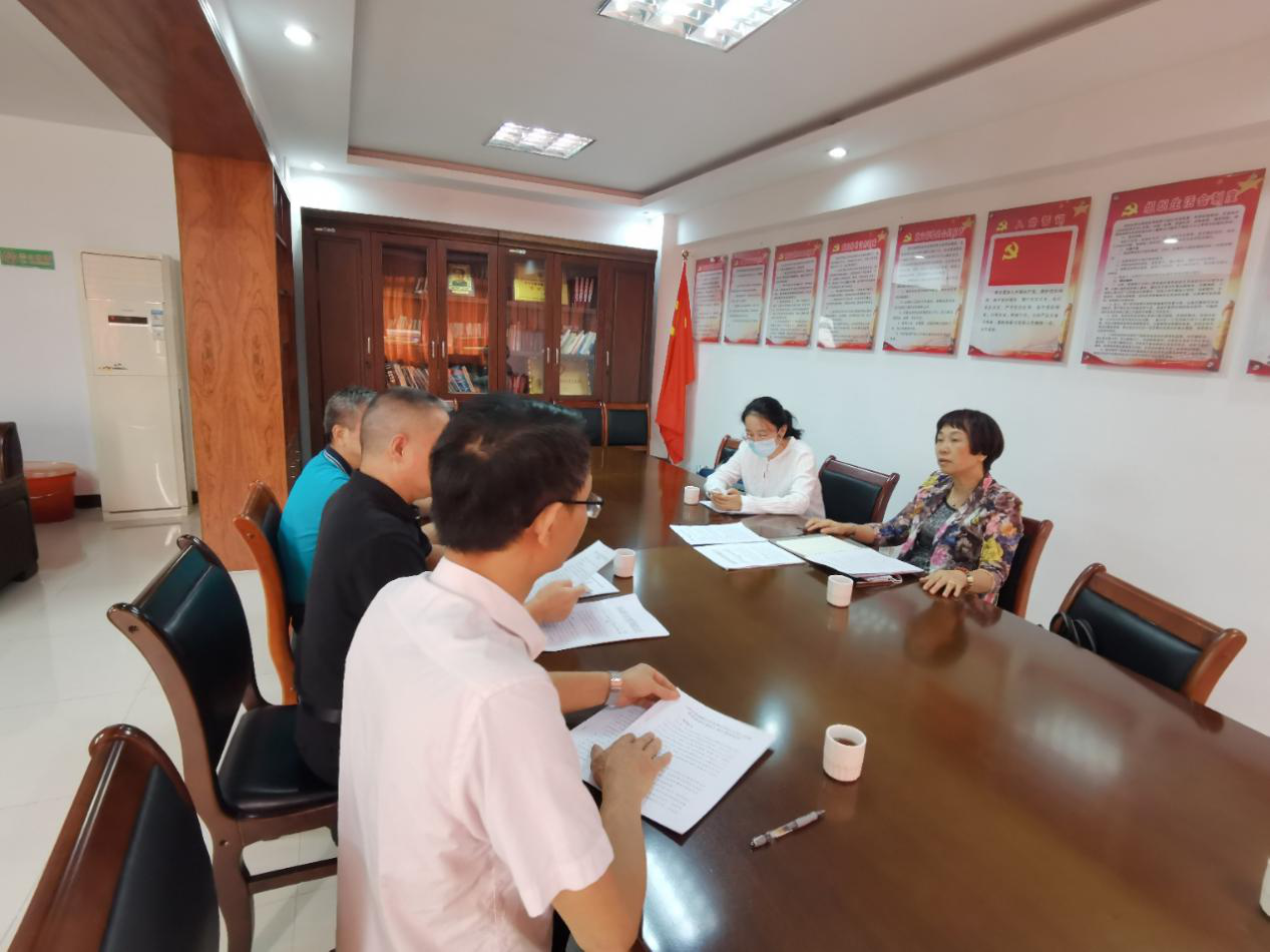 清新区副区长吴惠红同志到人社局调研督导工作及交流座谈2.png