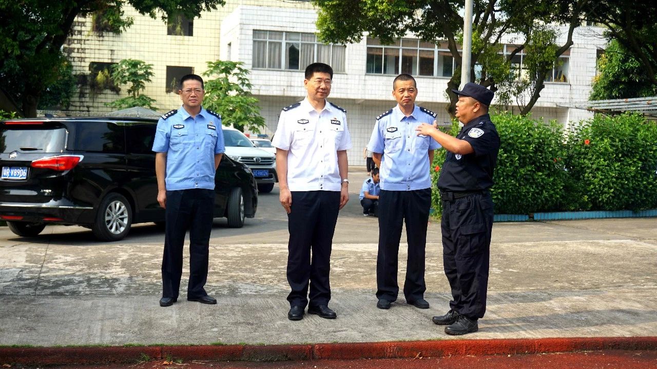副市长市公安局局长毕洪波到清新调研提出了这些要求