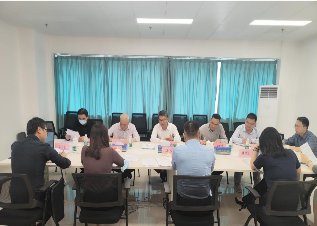 2023-14-3（4月12日，清新区副区长房春华带队到省妇幼清远院区实地调研。图为副区长房春华在座谈会上提出相关工作要求。拍摄者：朱国珍）.png