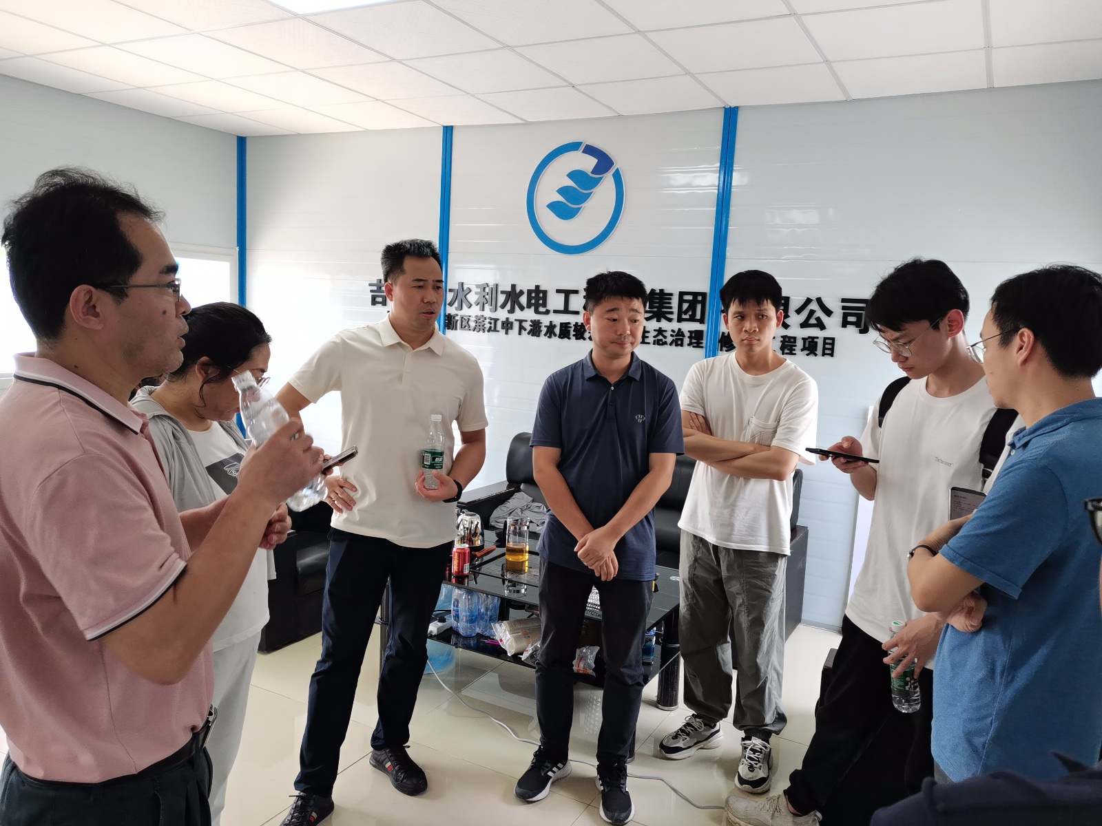 2024年4月26日，调研组到清新区滨江中下游水质较差支流生态治理修复工程指挥部了解施工进展与计划.jpg