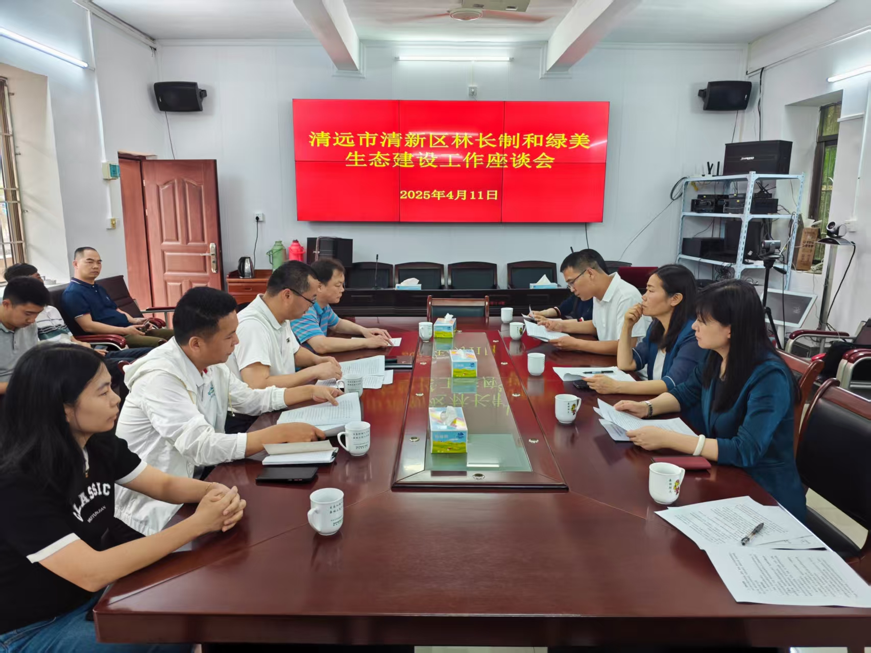 杨焕1.png